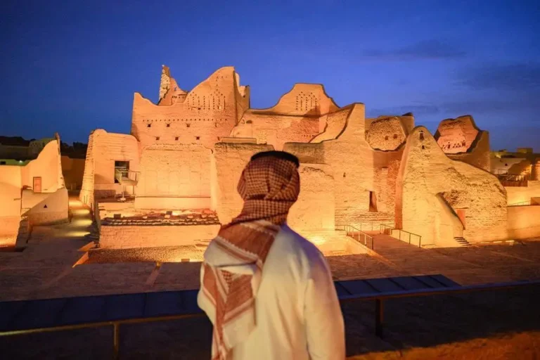 Saudi announces steep fine for tourism facilities violating rules
