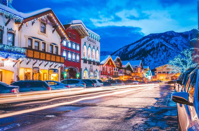 21 Best Places to Visit in December in the USA 21 Best Places to Visit in December in the USA (2025 Edition)